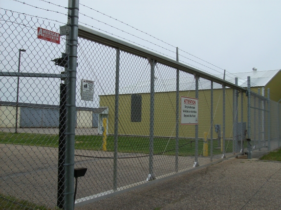 commercial chainlink fence