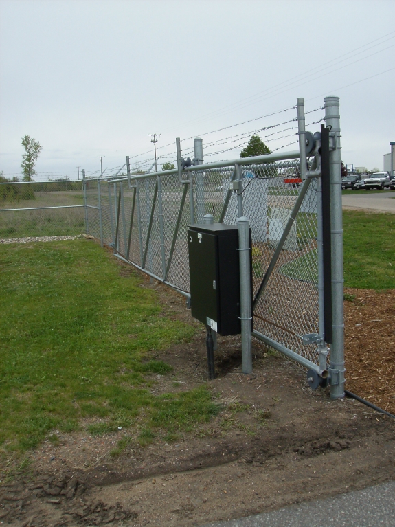commercial chainlink fence