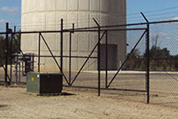 vinyl fence commercial chainlink fence