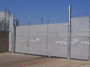 rolling gate black commercial chainlink fence